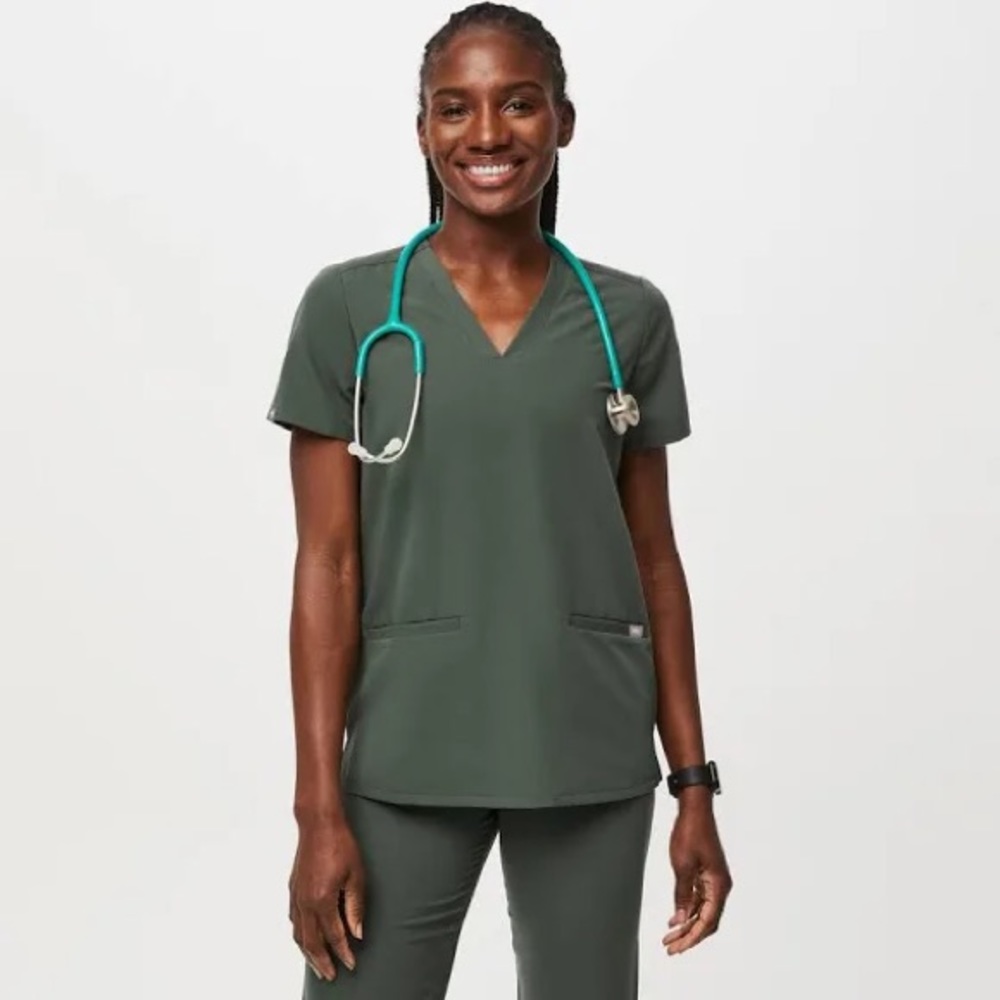 Figs Casma Scrub Top - Moss Green